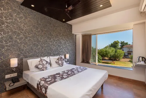 Dwarkadhish Palm Valley-Pure Veg Hotel a Vanavli t. ategaon