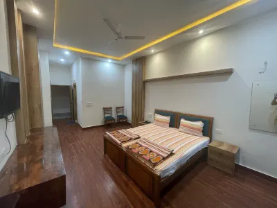 Braj Yatra Dham 파크 메이드 바이 NTPC BRAJ 파운데이션 주변 호텔