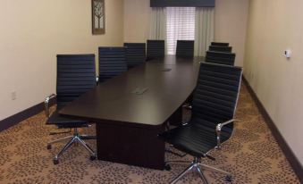 Holiday Inn Express & Suites Goldsboro - Base Area