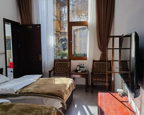 Jinyu Yashe Homestay (Weicheng East Road) Hotels in Weishan