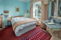 Lisle Combe