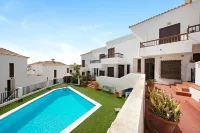 Casa Sarita - Well Maintained House in Chayofa with Pool