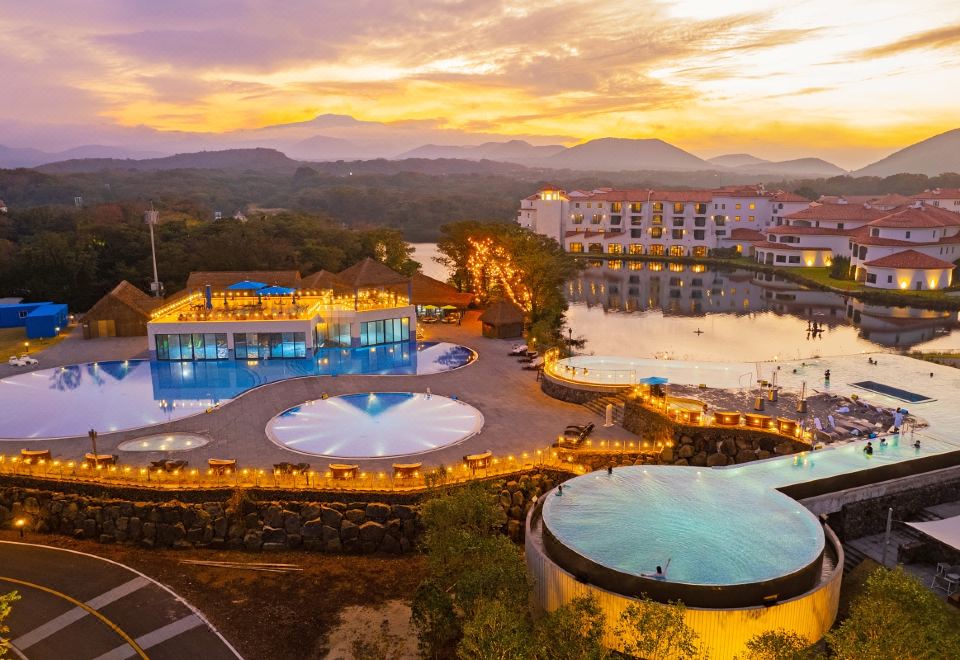 2. 에코랜드 호텔..