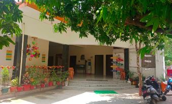 Lord Buddha Guest House