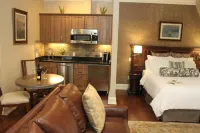 Guest House at Norwalk Inn Hotels in Southport