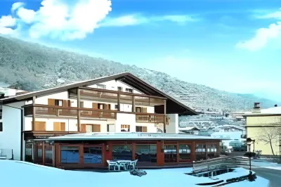 Hotel Leitner Các khách sạn gần Parrocchia Maranza
