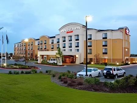 SpringHill Suites Bakersfield Отели в г. Керн
