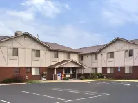 Super 8 by Wyndham Appomattox VA