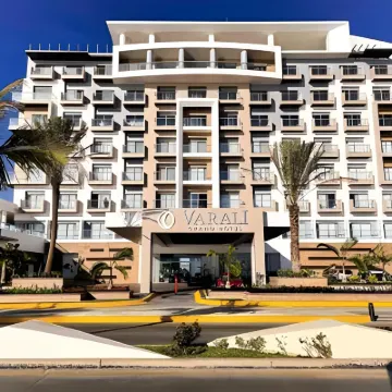 Varali Grand Hotel Hotels near Acuario Mazatlán