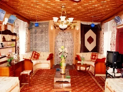Peace of Mind Group of Houseboat Hotels in Nigeen Lake