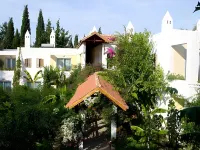 Okaliptus Otel Hotels near Manuela Temple Bar