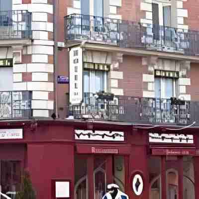 Hôtel de la Ta Hotel Exterior