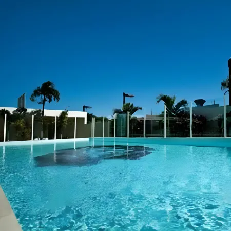 Lanai Riverside Apartments