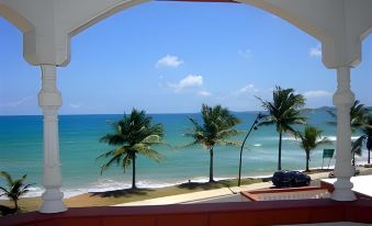 Luquillo Sunrise Beach Inn