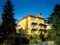 Hotel Villa Westend Hotels near Russisches Zentrum Borodina