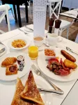 St Moritz Hotel and Cowshed Spa - breakfast