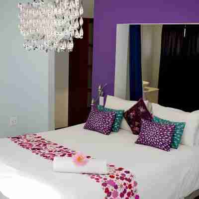 Villa Mexicana Guesthouse Rooms