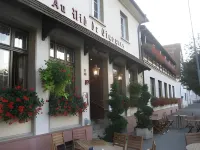 أو ني دو سيجونيه فنادق في Guemar