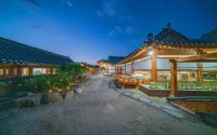 Gyeongju Gamsunghan Corn Pension Hotel in zona Namsan Mountain