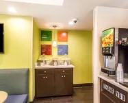 Comfort Suites Cookeville - breakfast