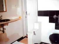 曼蘭叢林小屋旅館