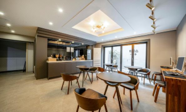 4. 더 스톤 브리지..