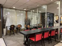 Brentwood Inn & Garden Hotels in Farmington