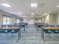 Holiday Inn Express & Suites VALPARAISO by IHG Hotels in Porter County
