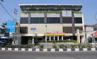 Nevada Ketapang Hotel