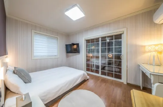 Yangyang Hajodae Ecoheim Four Seasons Heated Pool N Spa Pension