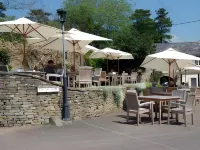 New Inn at Coln - Parking
