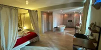 Le Domaine des Sources Hotels in Saint-Maximin-la-Sainte-Baume