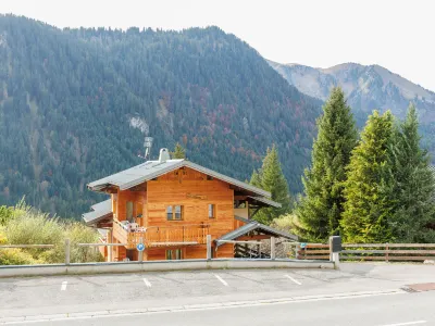 Le Petit Savoyard Hotels near Portes du Soleil