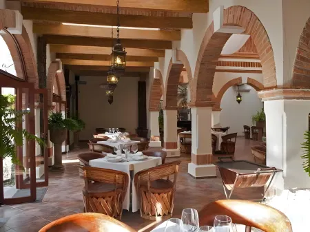 Imperio de Angeles Executive