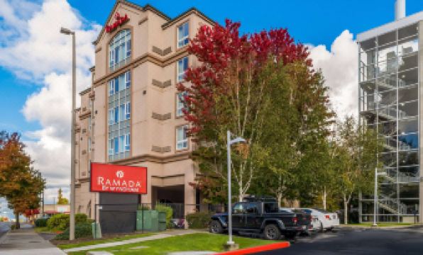 Ramada by Wyndham SeaTac Airport