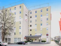 Ibis Stuttgart Airport Messe Hotels near Lidl