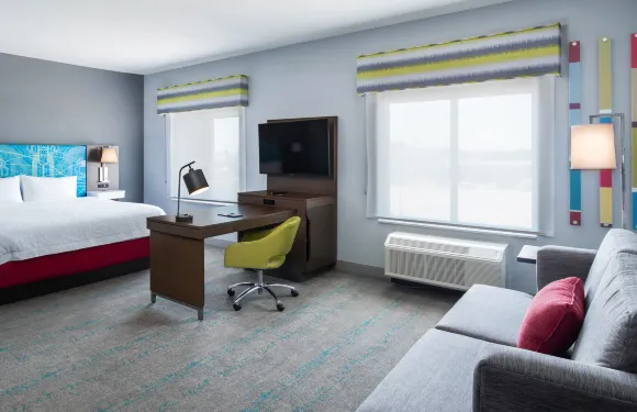 拉伯克歡朋套房酒店