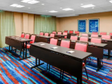 Fairfield Inn & Suites Cape Cod Hyannis Hotels in Barnstable