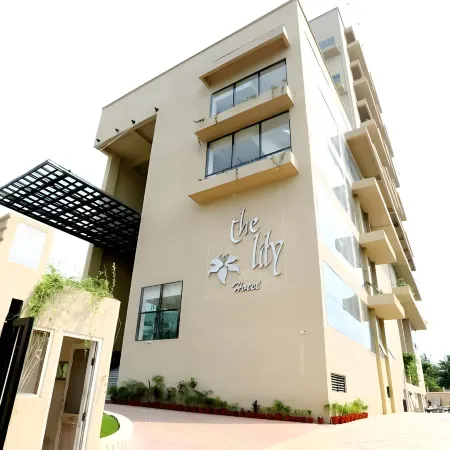 The Lily Hotel Отели рядом с достопримечательностью «Региональный научный центр»
