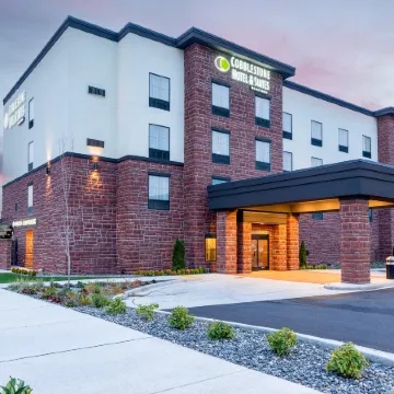 Cobblestone Hotel & Suites - Lynden
