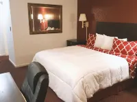 Coratel Inn & Suites by Jasper Hutchinson Hotels in Reno County