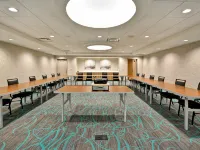 Home2 Suites by Hilton Houston Near the Galleria Các khách sạn gần Công viên Water Wall