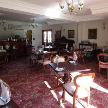 Australian Heritage Motor Inn