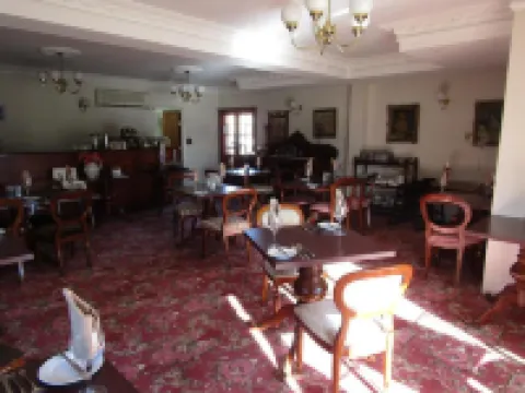 Australian Heritage Motor Inn