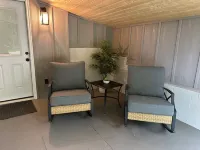 Trailhead Cottage - Half mile to PNF,  dog friendly! Hotels in Brevard