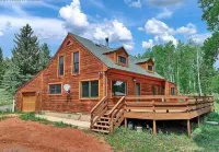 ^^PeakViewCabin, Amazing Views w/ Hot Tub 5 min from town-Peaceful and QUIET