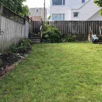 Convenient Downtown Location w/Harbor View Hotel Exterior