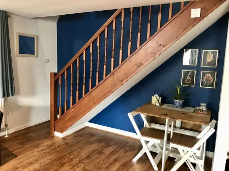 Inclusive, child-friendly, dogs welcome, garden area, near pubs/river/golf Отели рядом с достопримечательностью «Maidenhead Railway Bridge»