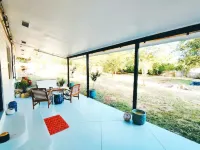 Maison Modernè Unit A: Work + Play