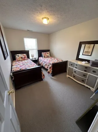 Peaceful Haven 2BR/1BA Condo - Mins from The Ark Encounter & The Creation Museum